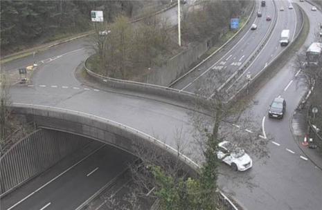 Pont Gweithfeydd Garth ar yr A470