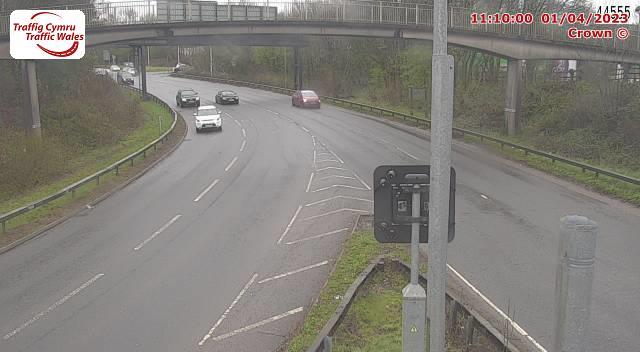 J32 Northbound Onslip from A470 Camera